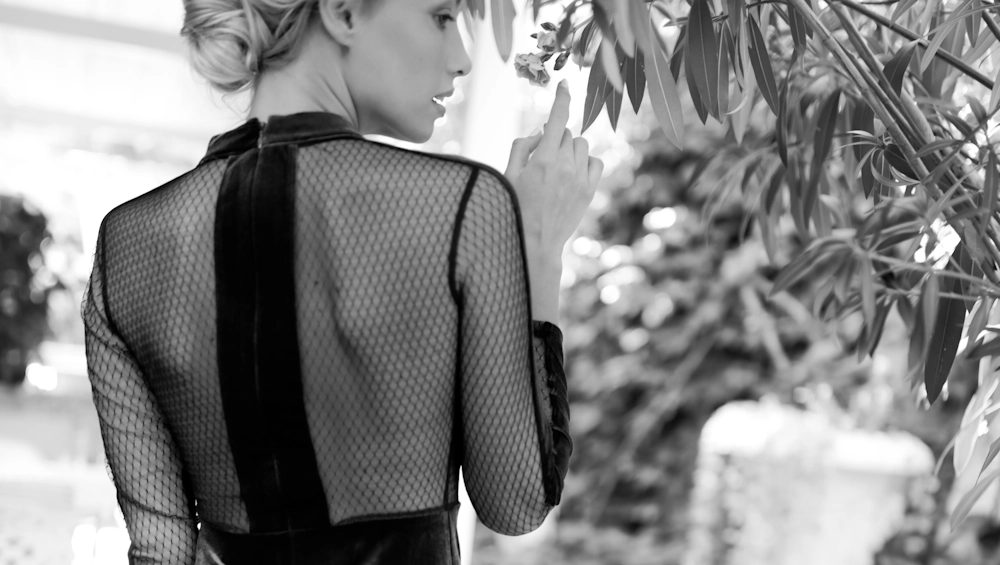 Пластика спини: мінімум тканини — максимум впевненості, коли форма спини дійсно заслуговує на увагу

